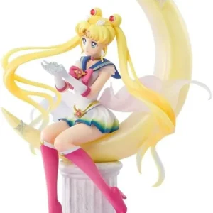 Tamashii Nations Figuarts Zero Super Sailor Moon with Silver Crystal